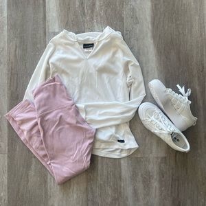 Athleta Long Sleeve Activewear Top in White